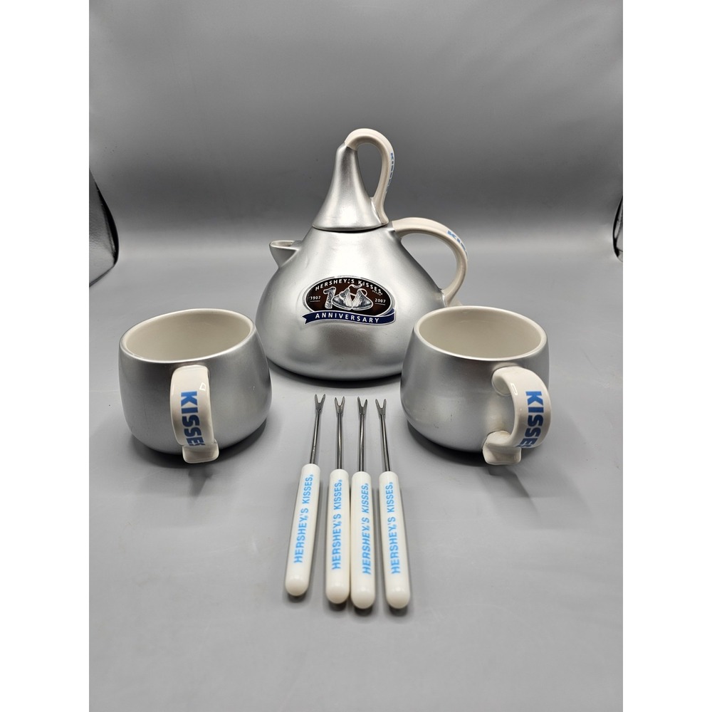 Hershey's Chocolate Kisses Hot Cocoa Teapot 2 Mugs, & Forks 100 Year Anniversary